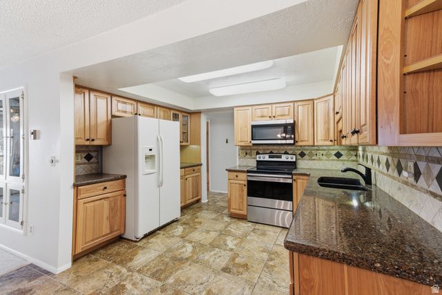 5483 S 925 E, South Ogden, UT 84405