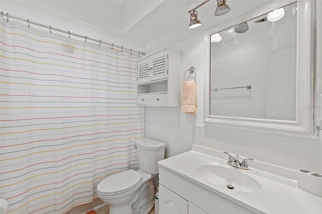 20 STRATFORD ROAD, Englewood, FL 34223