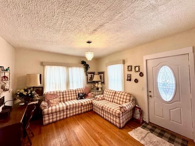 551 E Mound Street, Knox, IN 46534