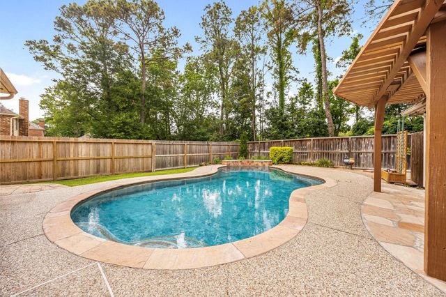 3714 Tree Manor Lane, Kingwood, TX 77345