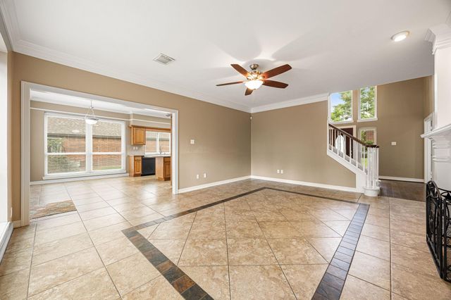 3714 Tree Manor Lane, Kingwood, TX 77345
