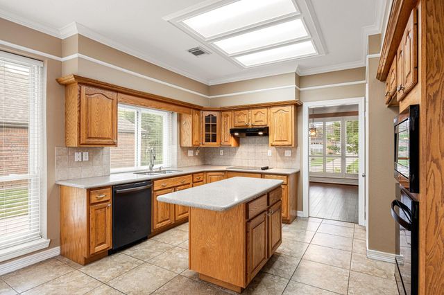 3714 Tree Manor Lane, Kingwood, TX 77345