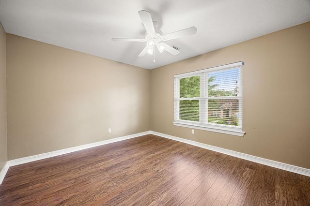 3714 Tree Manor Lane, Kingwood, TX 77345
