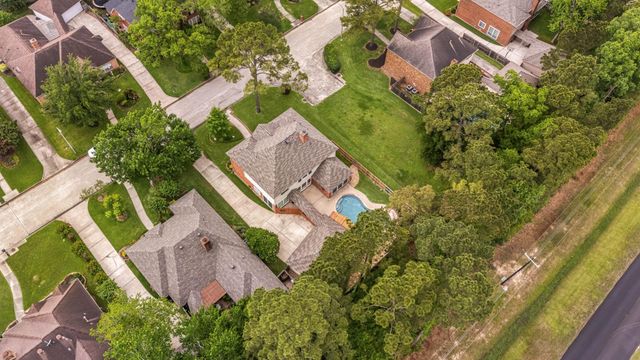 3714 Tree Manor Lane, Kingwood, TX 77345