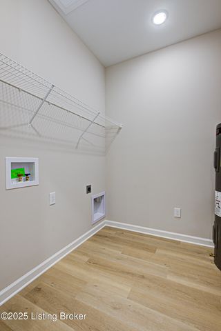 10926 Brookley Dr, Louisville, KY 40229