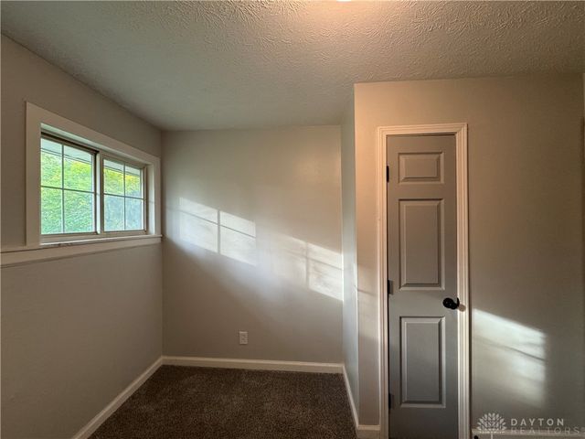 1964 E Skyview Drive, Beavercreek, OH 45432