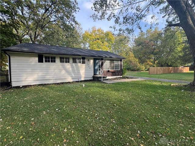 1964 E Skyview Drive, Beavercreek, OH 45432
