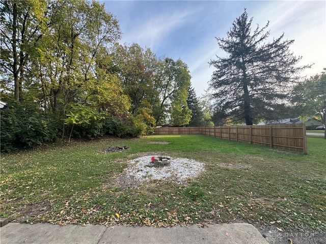 1964 E Skyview Drive, Beavercreek, OH 45432