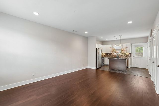 109 Porter TER, Nashville, TN 37206