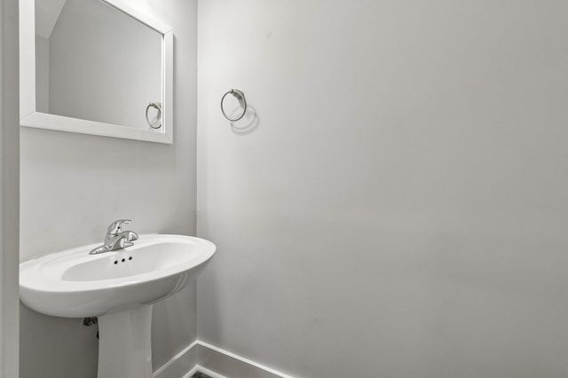 109 Porter TER, Nashville, TN 37206