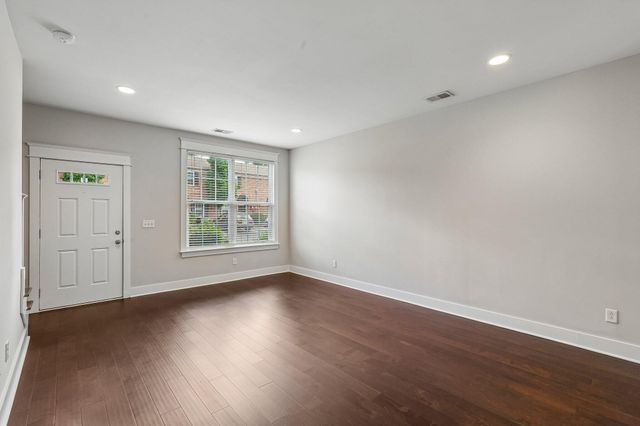 109 Porter TER, Nashville, TN 37206