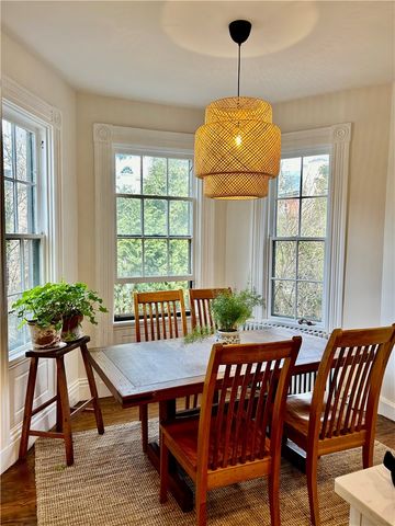 12 Bull Street, Newport, RI 02840