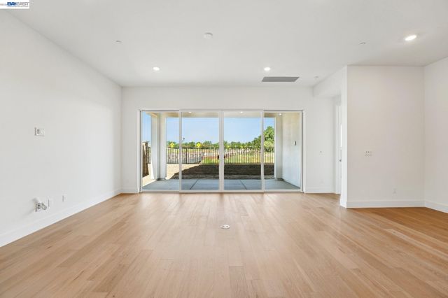 1151 Riverbend Drive, Brentwood, CA 94513