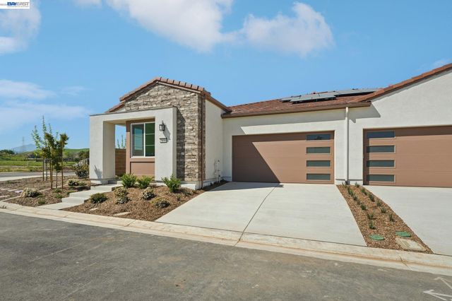 1151 Riverbend Drive, Brentwood, CA 94513