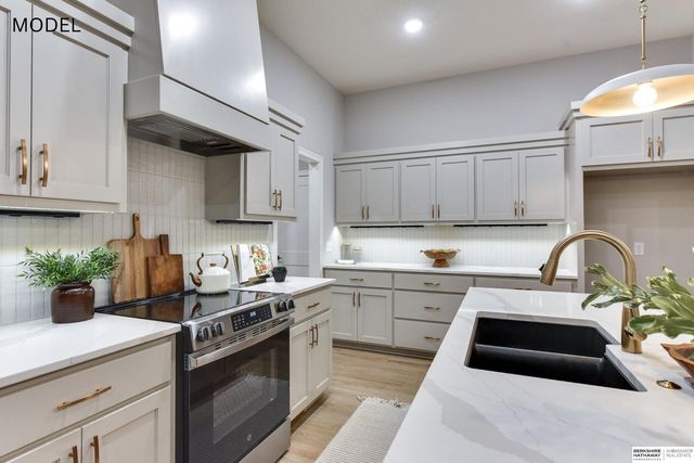 10814 S 221st Avenue, Gretna, NE 68028