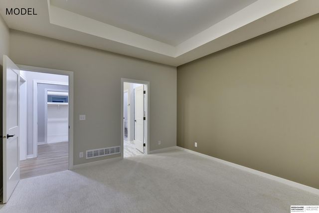 10814 S 221st Avenue, Gretna, NE 68028