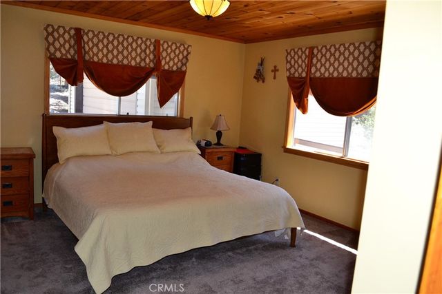 15433 Acacia Way, Pine Mountain Club, CA 93225