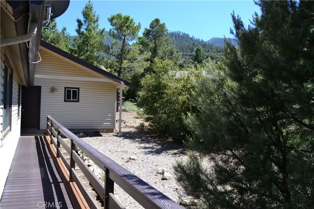 15433 Acacia Way, Pine Mountain Club, CA 93225