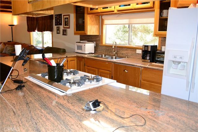 15433 Acacia Way, Pine Mountain Club, CA 93225