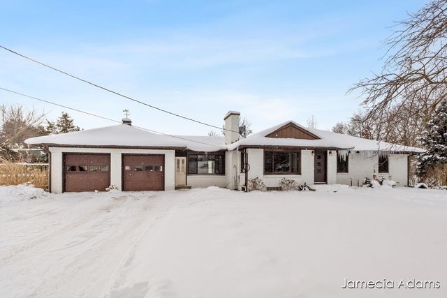 2132 4 Mile Road, Grand Rapids, MI 49525