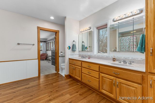 2132 4 Mile Road, Grand Rapids, MI 49525