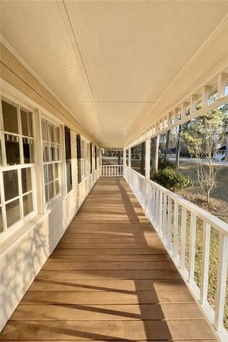 606 Wood Ridge, Woodstock, GA 30189