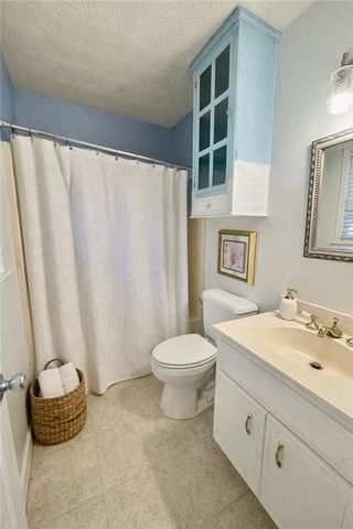 606 Wood Ridge, Woodstock, GA 30189