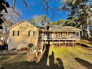 606 Wood Ridge, Woodstock, GA 30189