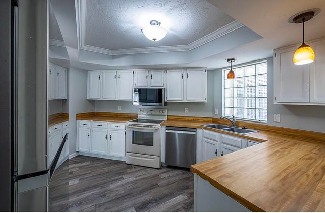 4300 Hazel Avenue D, Palm Beach Gardens, FL 33410