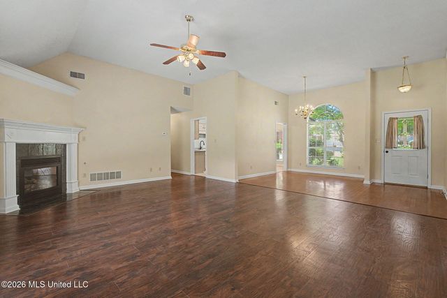 1195 Pendulum Drive, Hernando, MS 38632