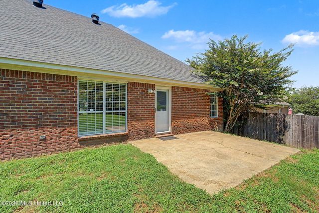 1195 Pendulum Drive, Hernando, MS 38632