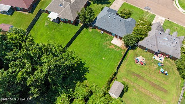 1195 Pendulum Drive, Hernando, MS 38632