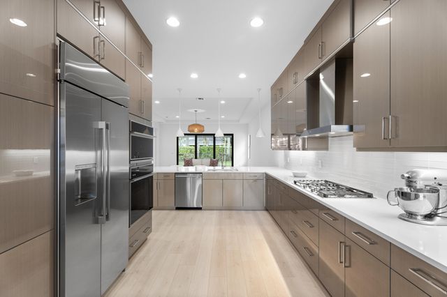 13185 Faberge Place, Palm Beach Gardens, FL 33418