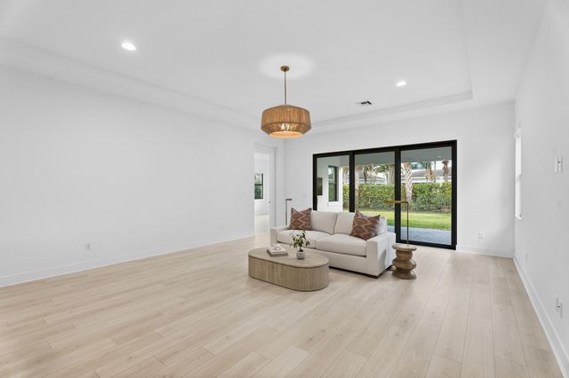 13185 Faberge Place, Palm Beach Gardens, FL 33418