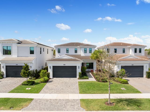 13185 Faberge Place, Palm Beach Gardens, FL 33418