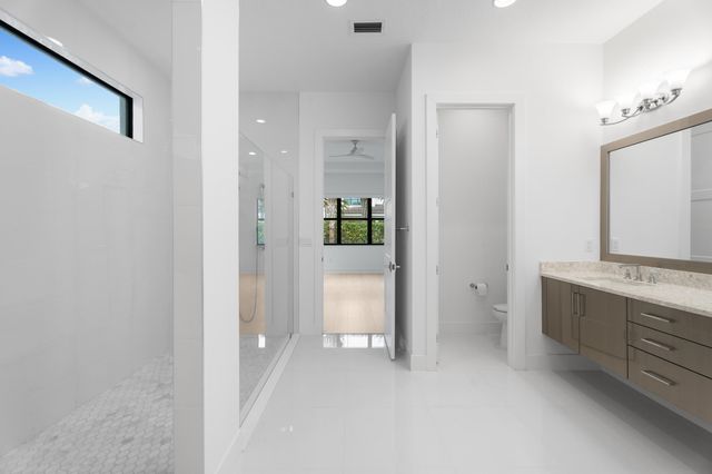 13185 Faberge Place, Palm Beach Gardens, FL 33418