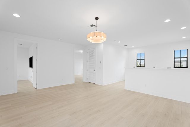 13185 Faberge Place, Palm Beach Gardens, FL 33418