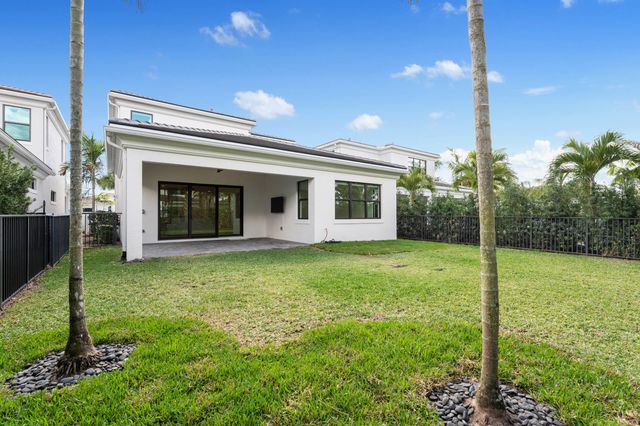 13185 Faberge Place, Palm Beach Gardens, FL 33418