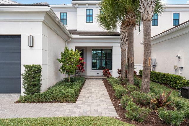 13185 Faberge Place, Palm Beach Gardens, FL 33418