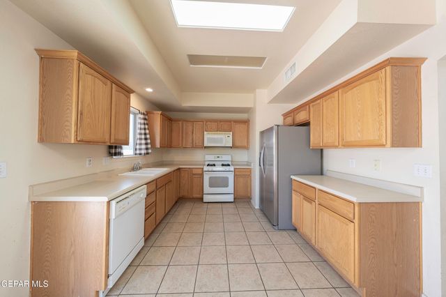 804 BONNIE Court, Santa Teresa, NM 88008