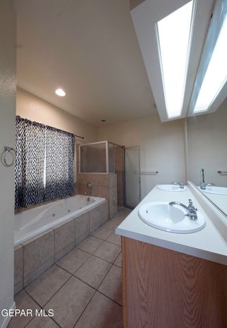 804 BONNIE Court, Santa Teresa, NM 88008