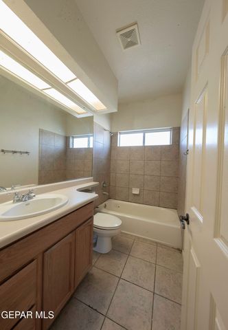 804 BONNIE Court, Santa Teresa, NM 88008