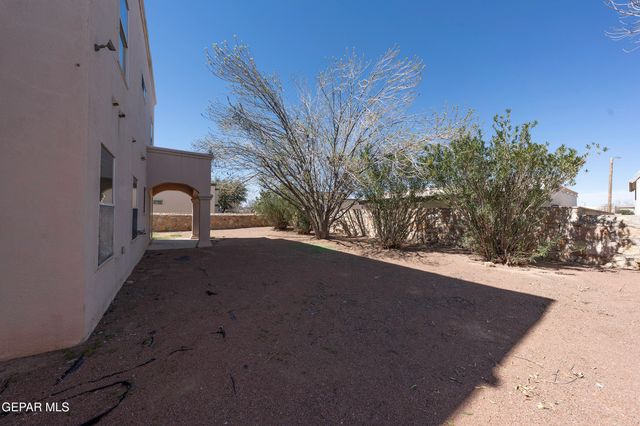 804 BONNIE Court, Santa Teresa, NM 88008