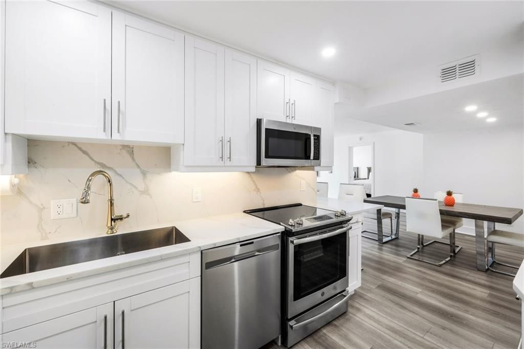 4005 Gulf Shore BLVD N 404, NAPLES, FL 34103 — photo 4