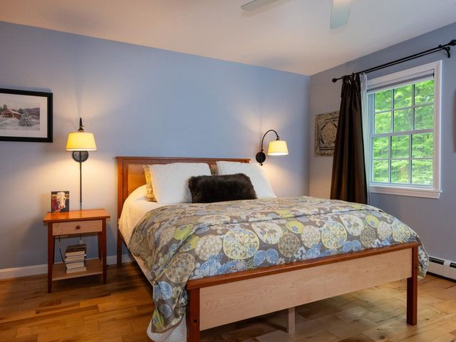 13 Bobolink Circle, Essex, VT 05452