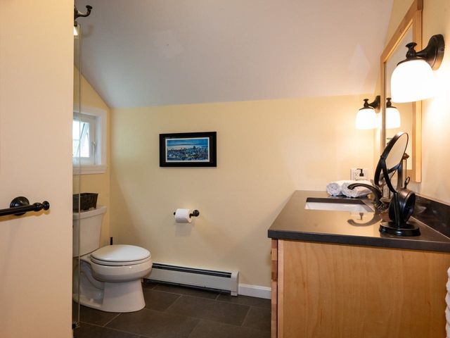 13 Bobolink Circle, Essex, VT 05452