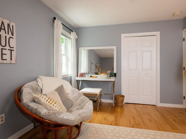 13 Bobolink Circle, Essex, VT 05452