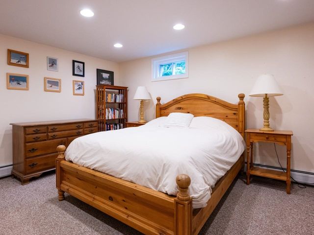13 Bobolink Circle, Essex, VT 05452