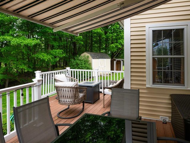 13 Bobolink Circle, Essex, VT 05452