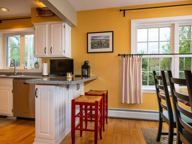 13 Bobolink Circle, Essex, VT 05452